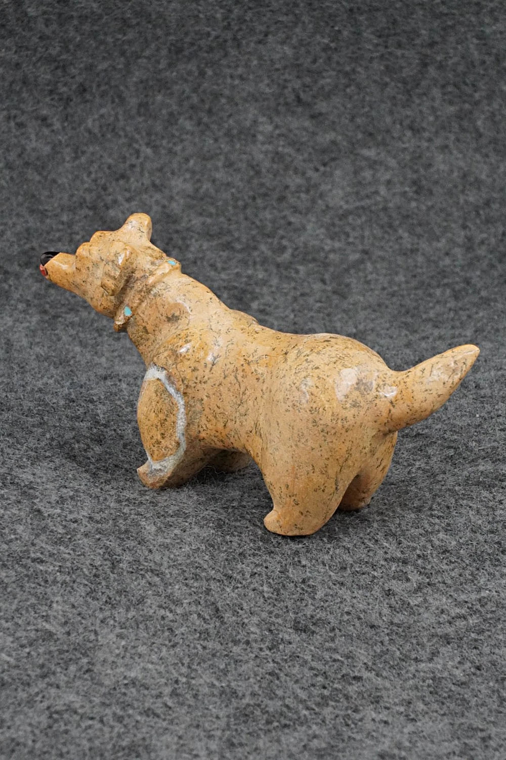 Dog Zuni Fetish Carving - Freddie Leekya
