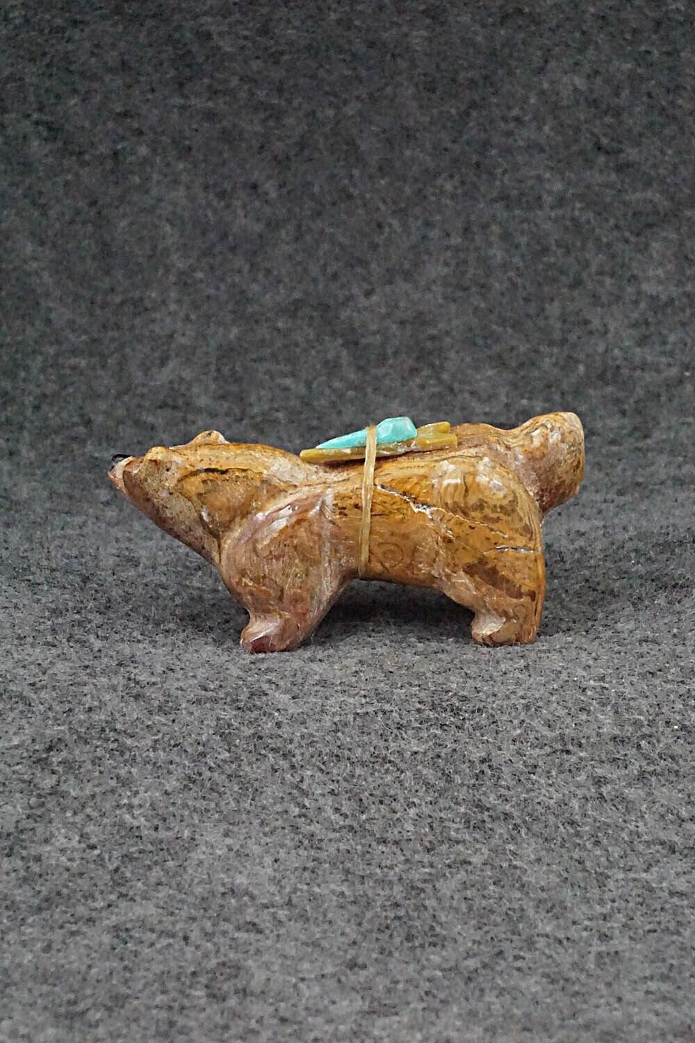 Wolf Zuni Fetish Carving - Freddie Leekya