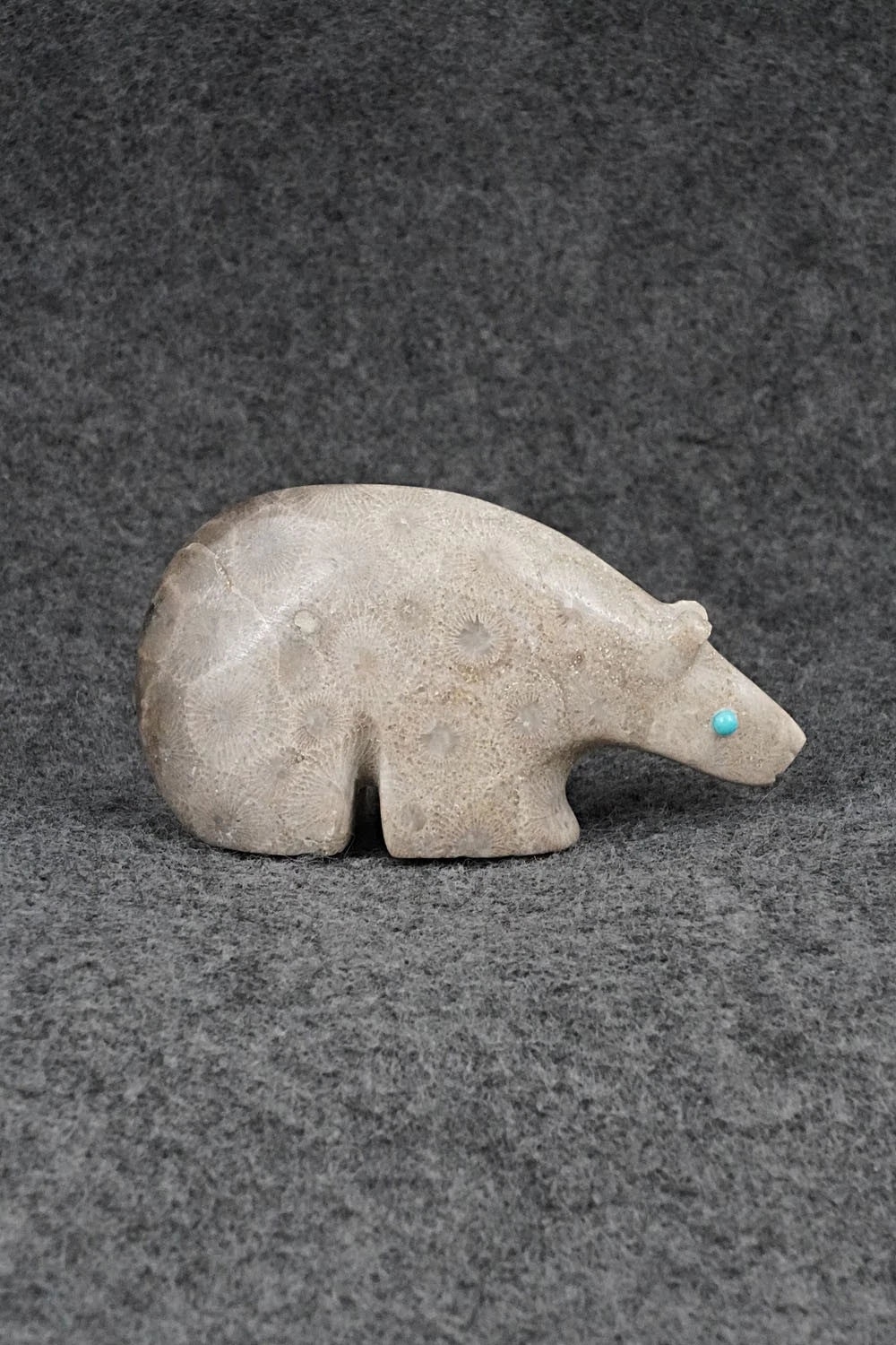 Bear Zuni Fetish Carving - Ronnie Lunasee