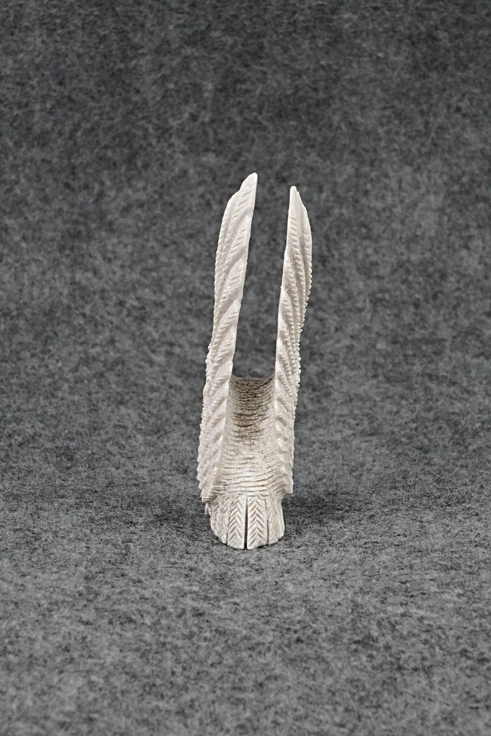 Eagle Zuni Fetish Carving - Justin Hustito