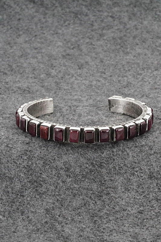 Spiny Oyster & Sterling Silver Bracelet - Ernest Rangel