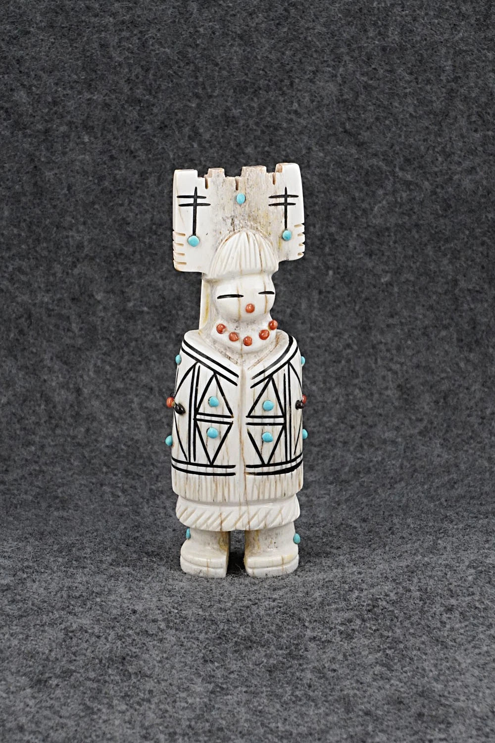 Corn Maiden Zuni Fetish Carving - Claudia Peina