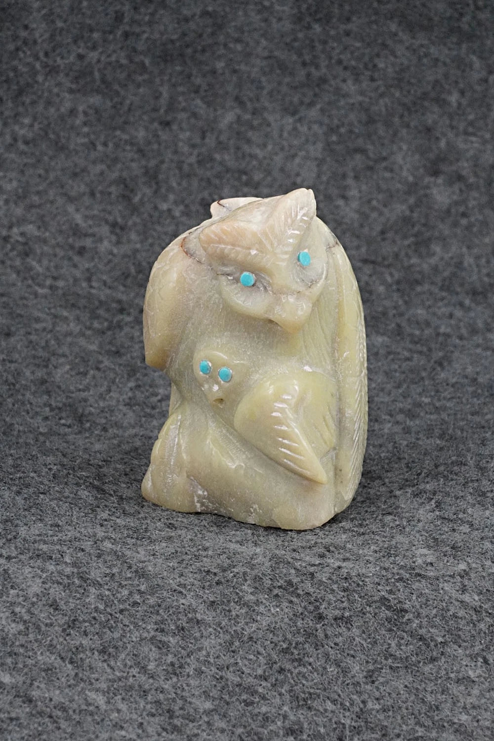 Owl Zuni Fetish Carving - Derrick Kammasee