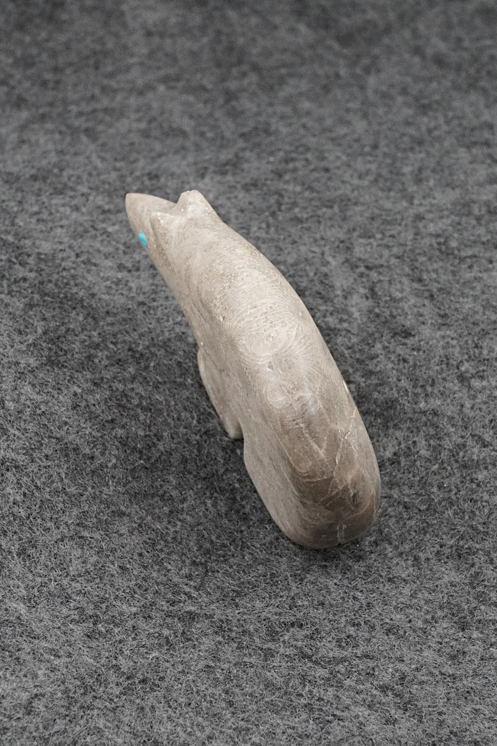 Bear Zuni Fetish Carving - Ronnie Lunasee