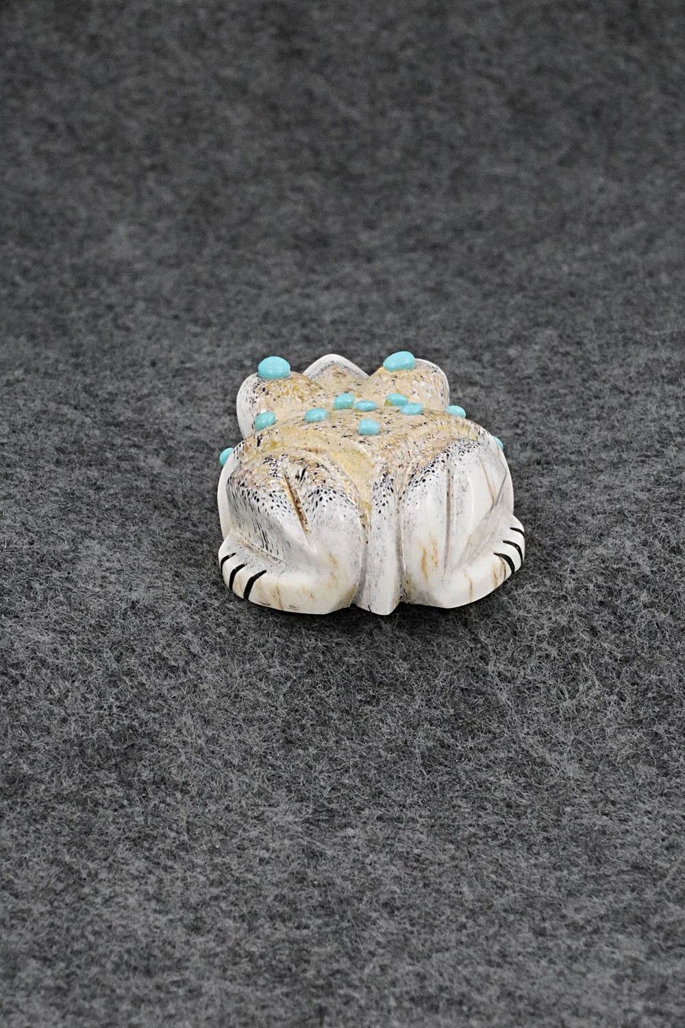 Frog Zuni Fetish Carving - Claudia Peina
