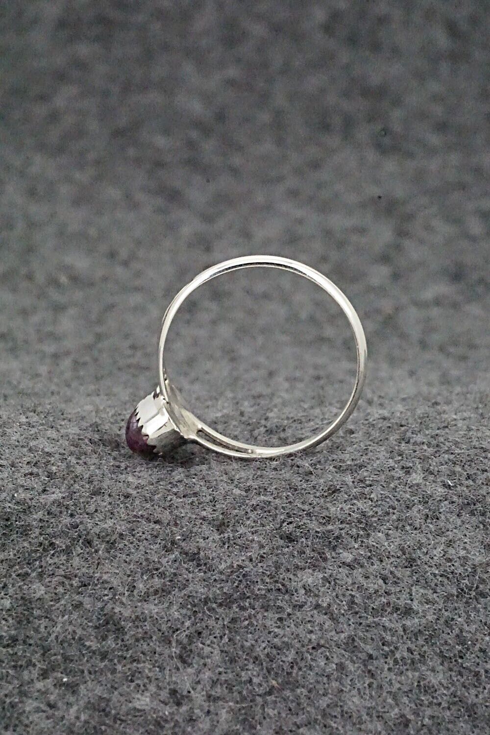 Spiny Oyster & Sterling Silver Ring - Robert Martinez - Size 8.75