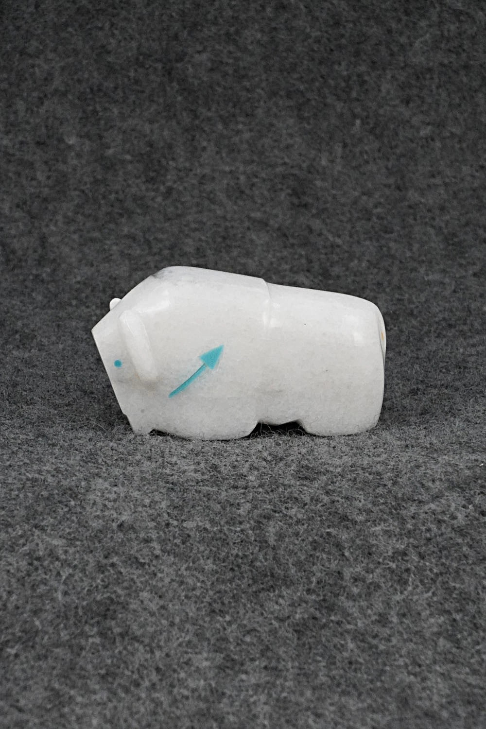 Buffalo Zuni Fetish Carving - Abby Quam Panteah