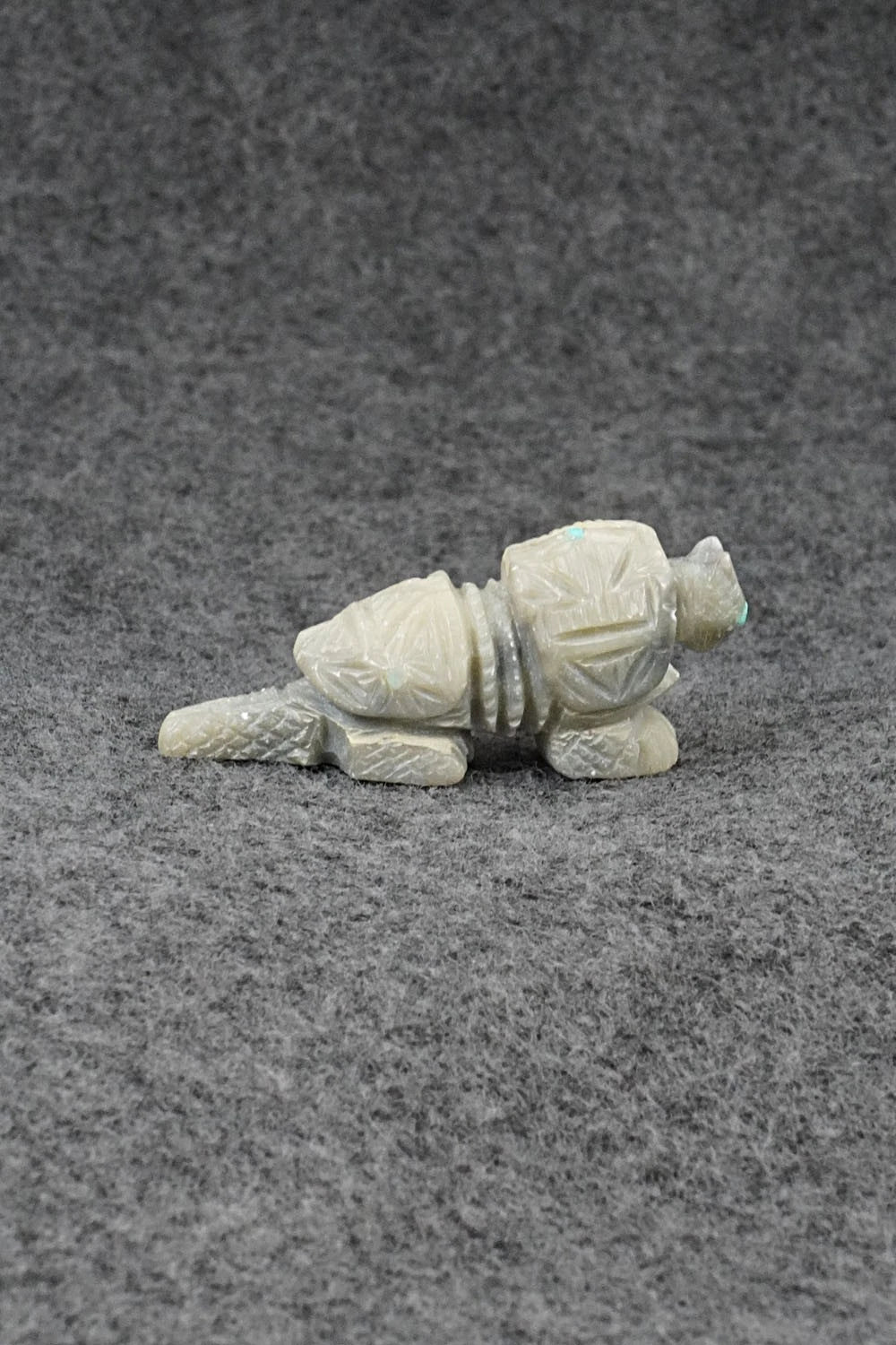 Armadillo Zuni Fetish Carving - Herbert Hustito