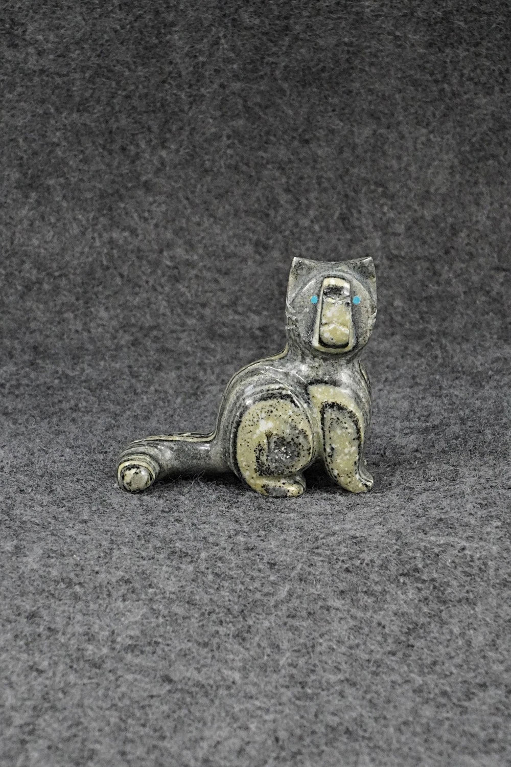 Cat Zuni Fetish Carving - Rosella Soseeah