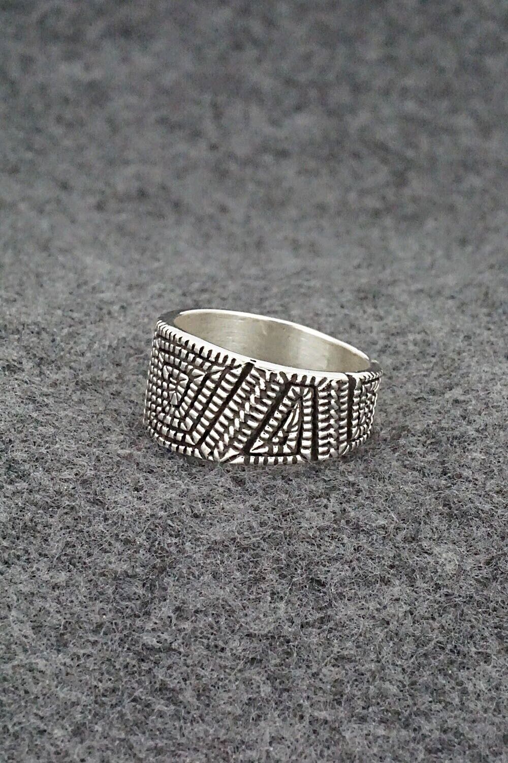 Sterling Silver Ring - Elgin Tom - Size 8.5