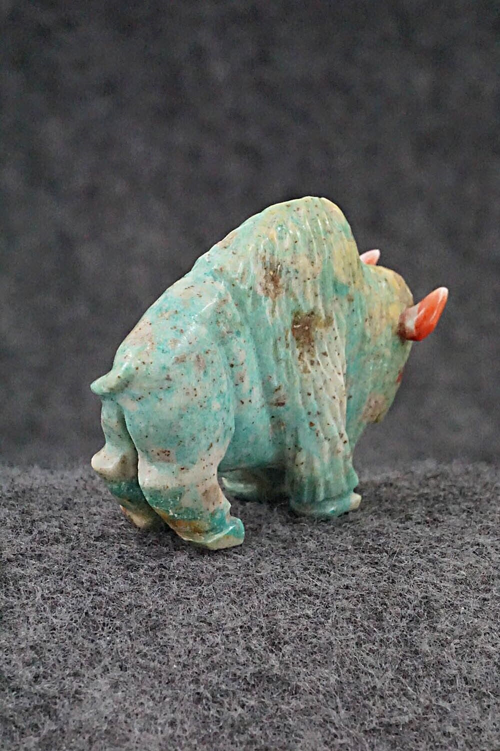 Buffalo Zuni Fetish Carving - Andres Quandelacy
