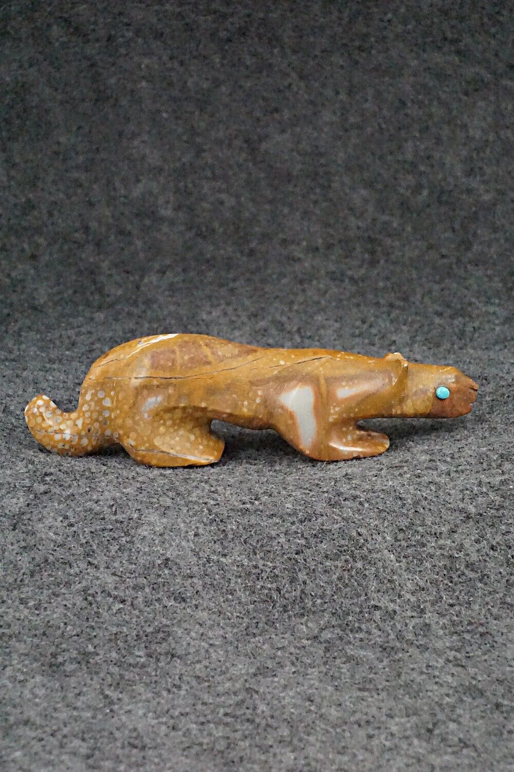 Mountain Lion Zuni Fetish Carving - Ronnie Lunasee