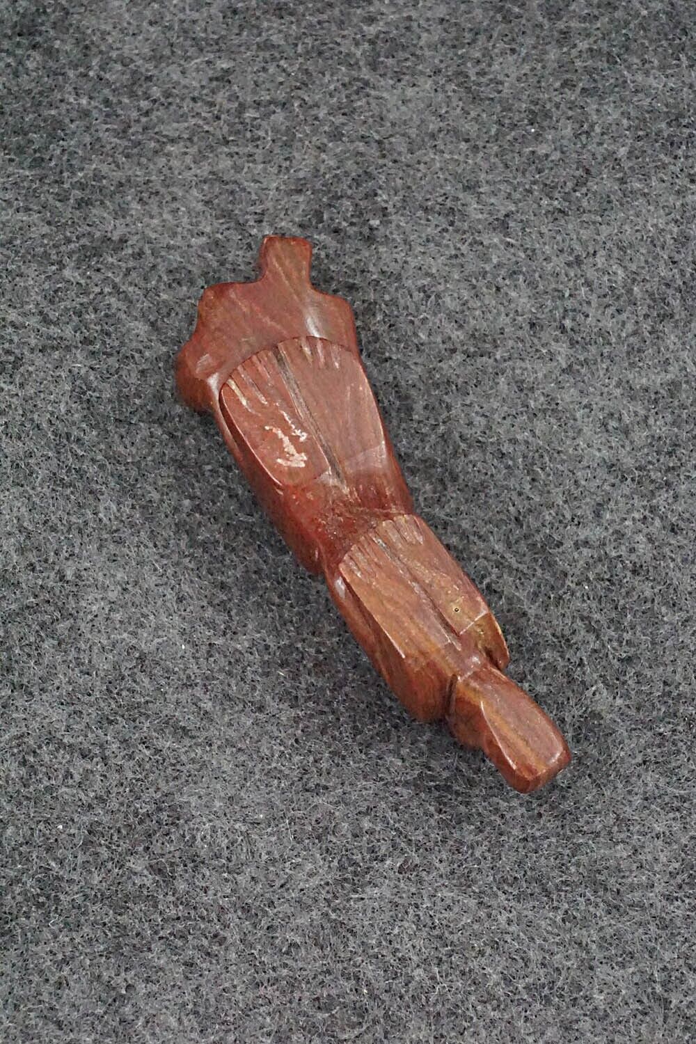 Mountain Lion Zuni Fetish Carving - Reynold Lunasee