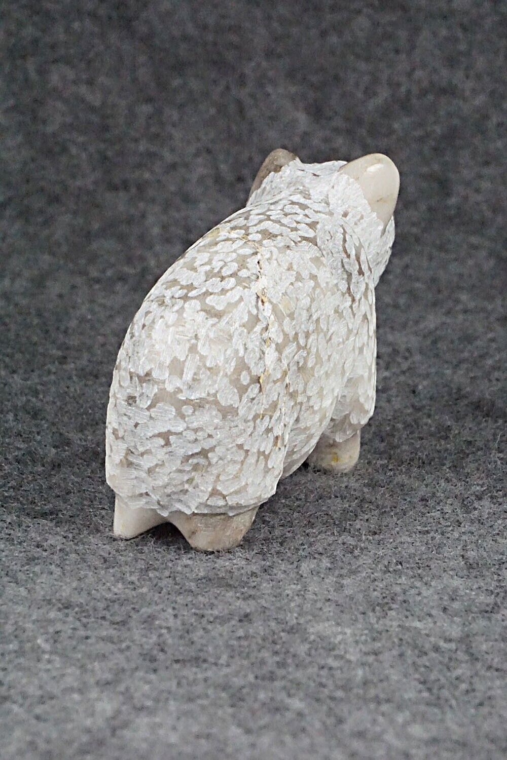 Sheep Zuni Fetish Carving - Rick Quam