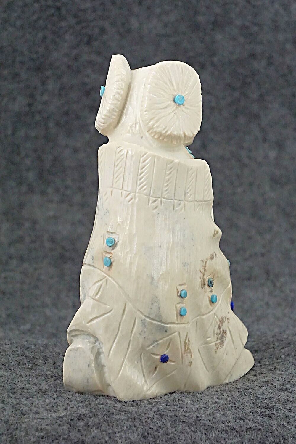 Corn Maiden Zuni Fetish Carving - Derrick Kaamasee