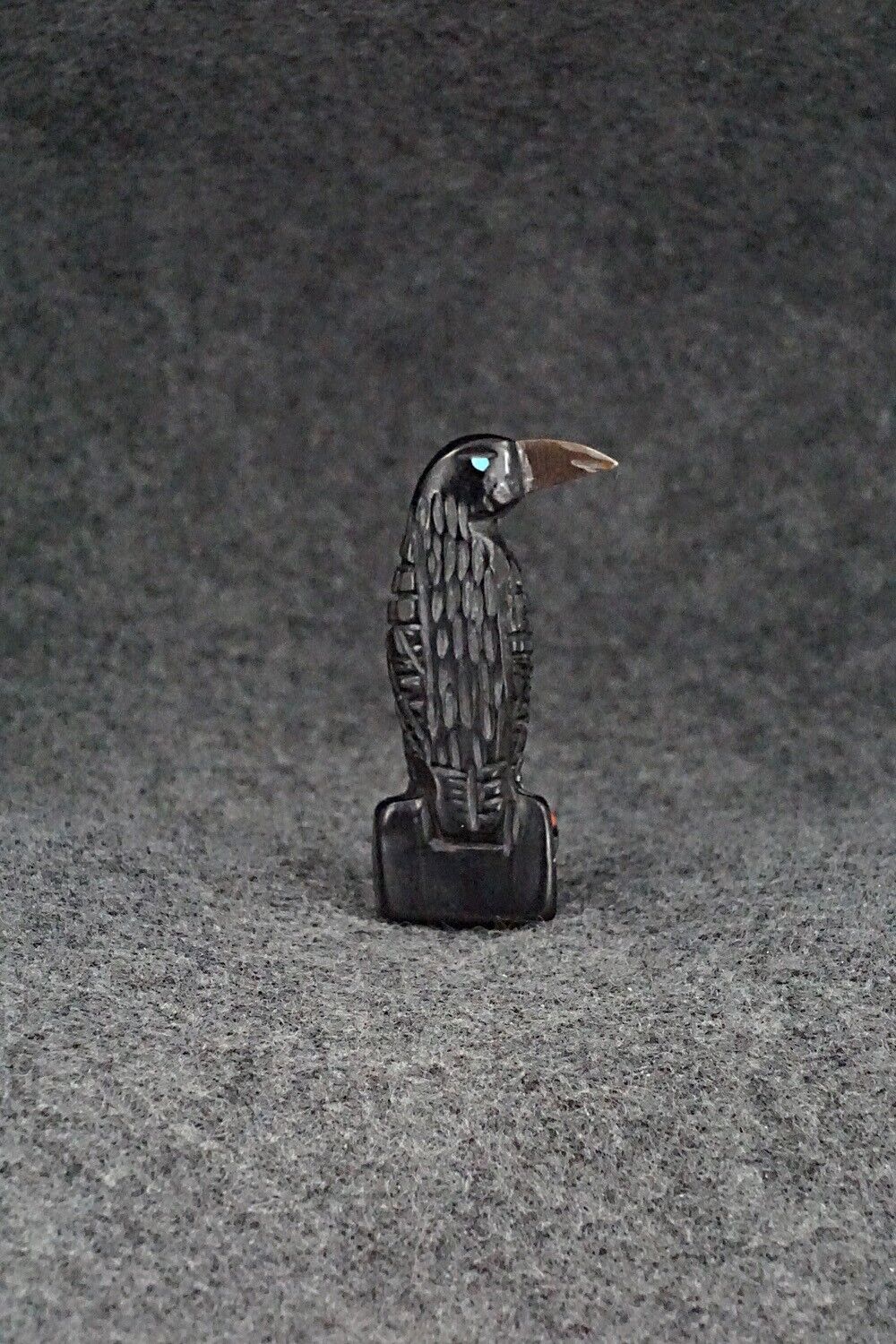Crow Zuni Fetish Carving - Darrin Boone