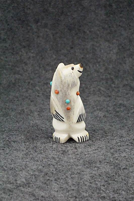 Bear Zuni Fetish Carving - Claudia Peina