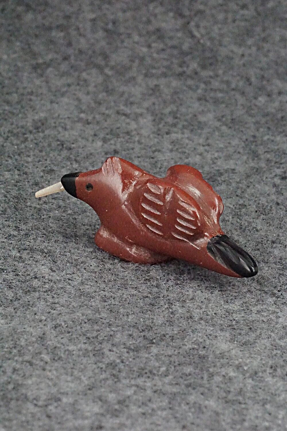 Hummingbird Zuni Fetish Carving - Justin Red Elk