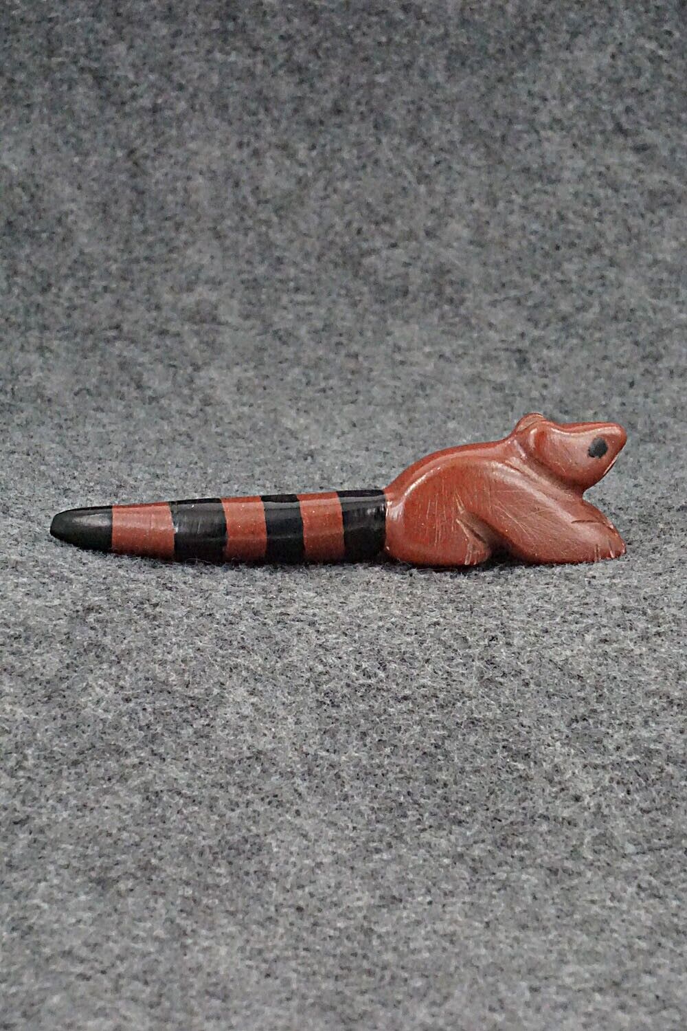 Raccoon Zuni Fetish Carving - Justin Red Elk