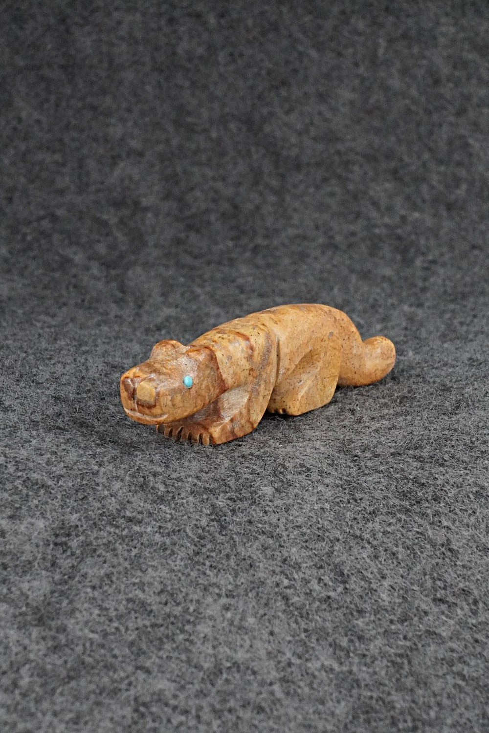 Mountain Lion Zuni Fetish Carving - Reynold Lunasee