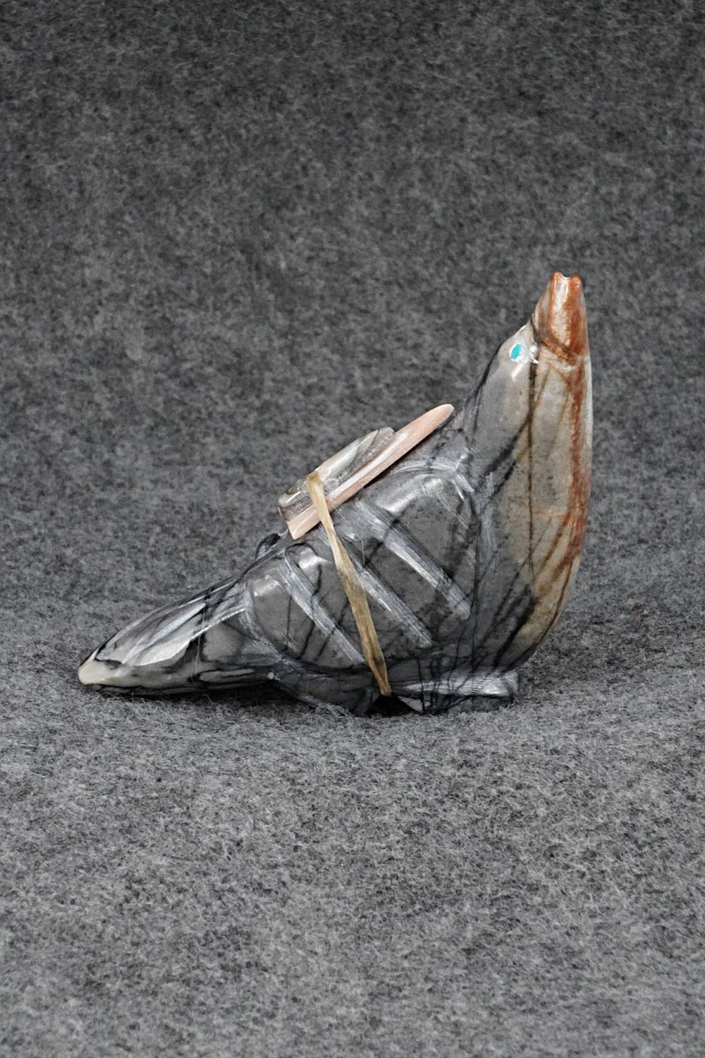 Bird Zuni Fetish Carving - Delvin Leekya