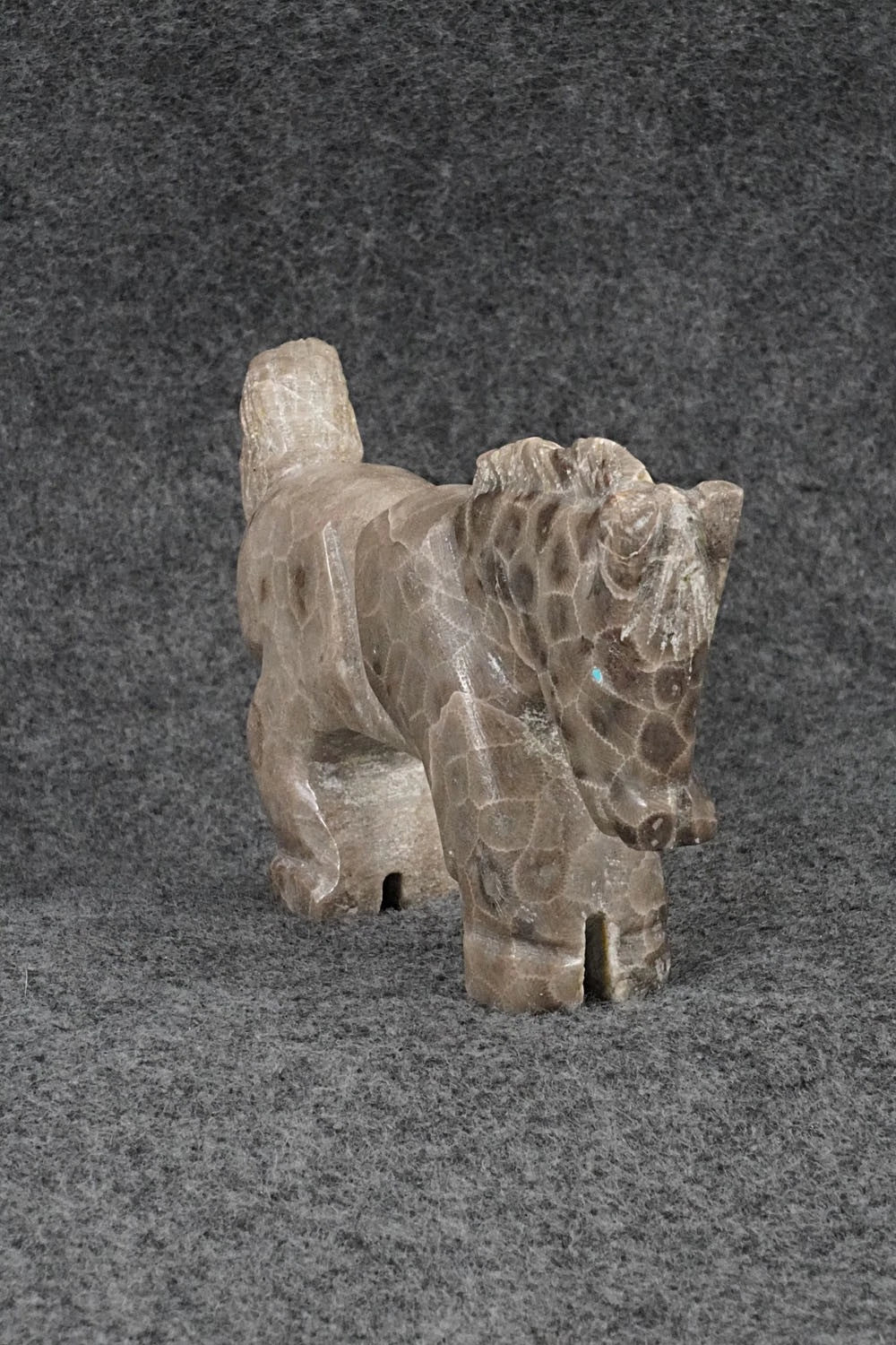 Horse Zuni Fetish Carving - Tony Mackel