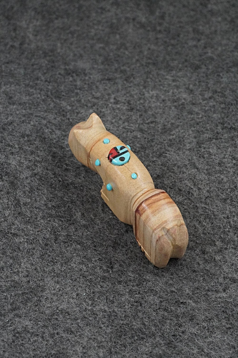 Bear Zuni Fetish Carving - Danette Laate
