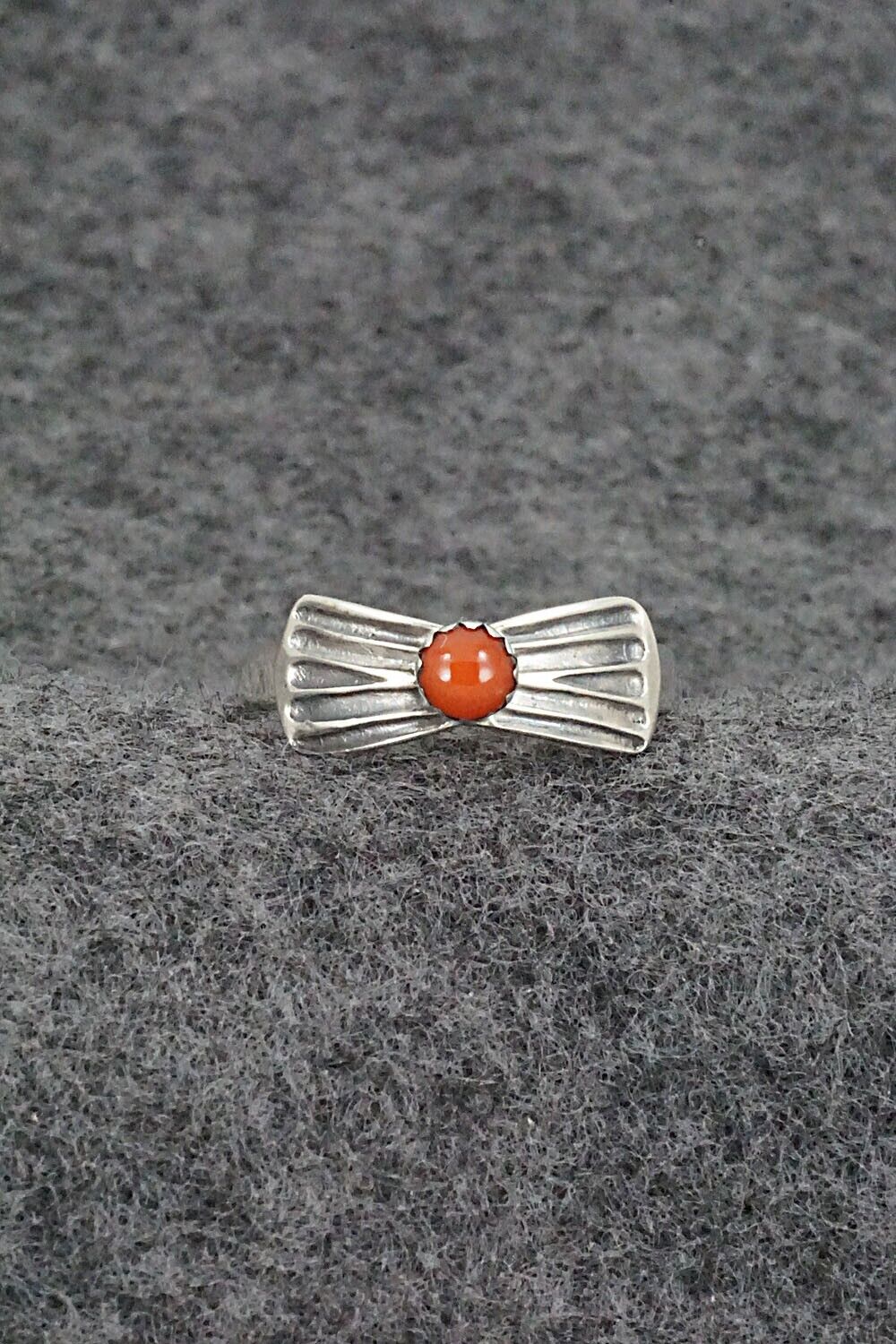 Coral and Sterling Silver Ring - Lee Shorty - Size 8.75