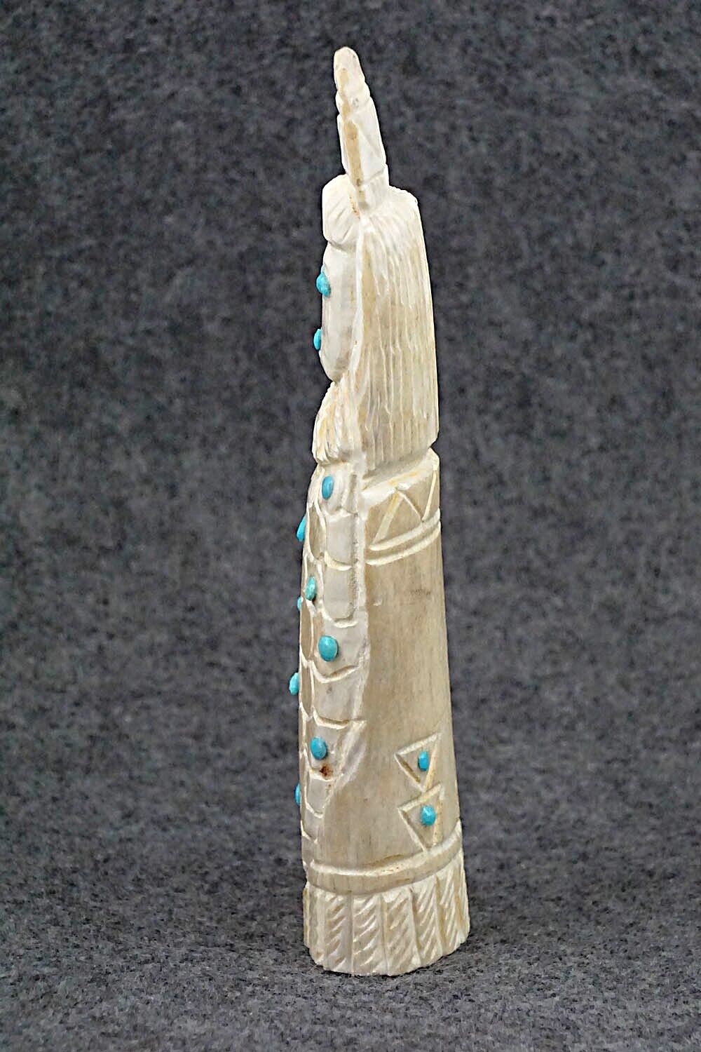 Corn Maiden Zuni Fetish Carving - Garrick Weeka