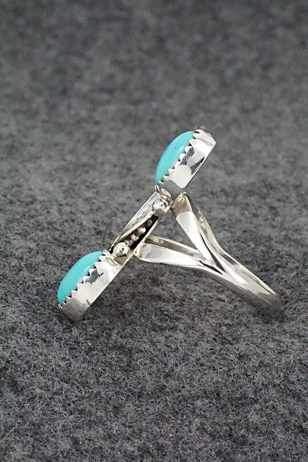 Turquoise & Sterling Silver Ring - Robert Martinez - Size 7.5