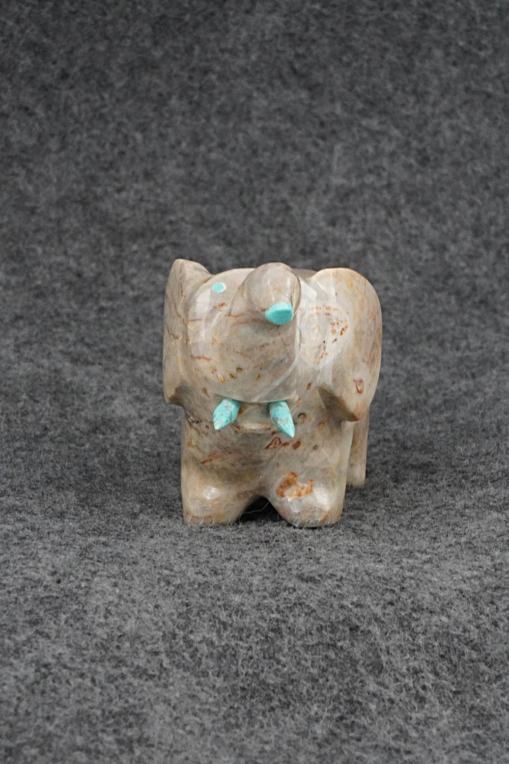 Elephant Zuni Fetish Carving - Enrike Leekya