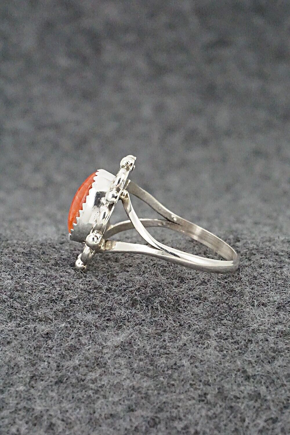 Spiny Oyster & Sterling Silver Ring - Freda Martinez - Size 9