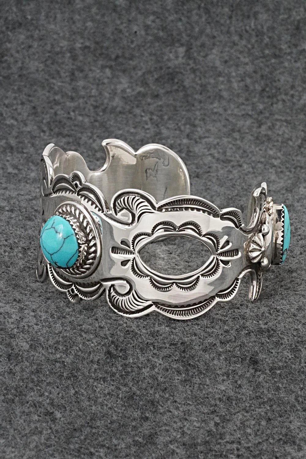 Turquoise & Sterling Silver Bracelet - Roland Dixson