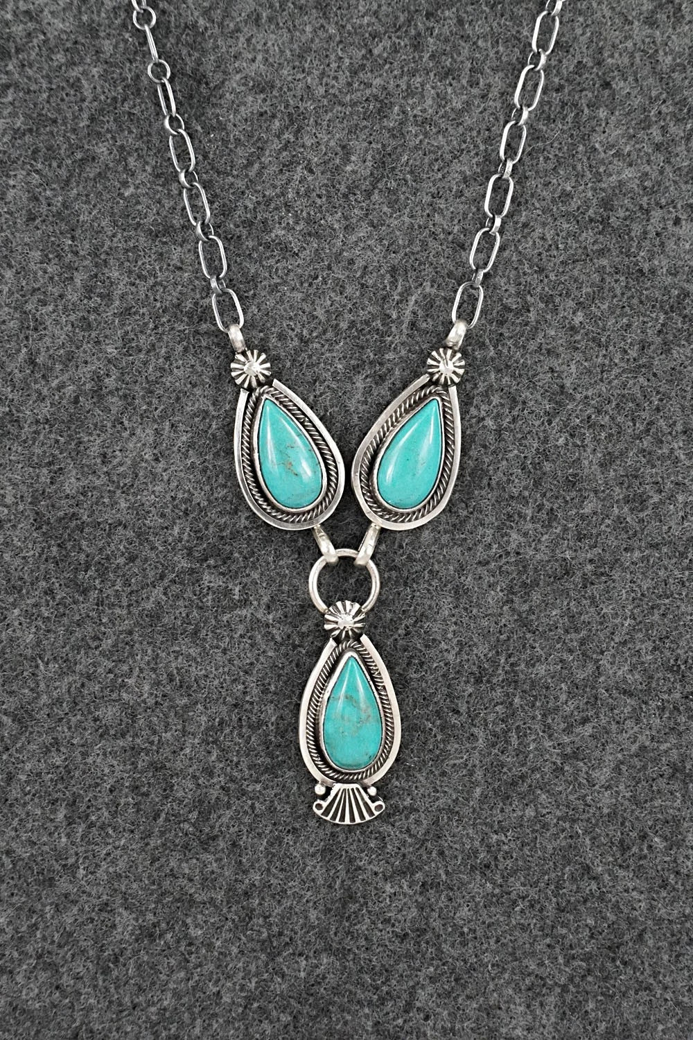 Turquoise & Sterling Silver Necklace - Verley Betone