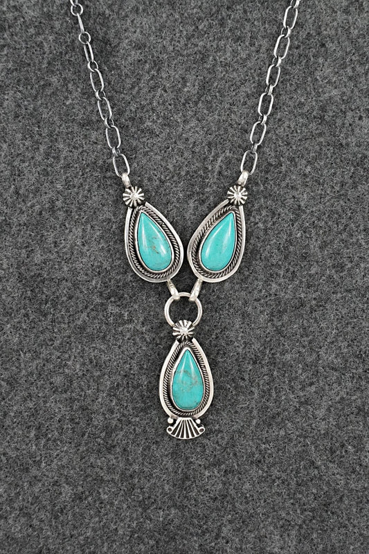 Turquoise & Sterling Silver Necklace - Verley Betone