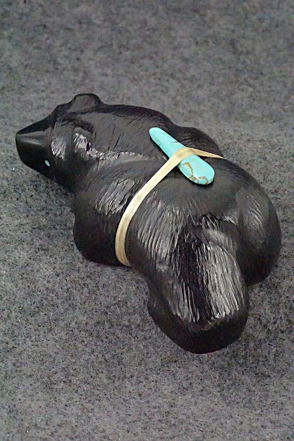 Bear Zuni Fetish Carving - Herbert Halate