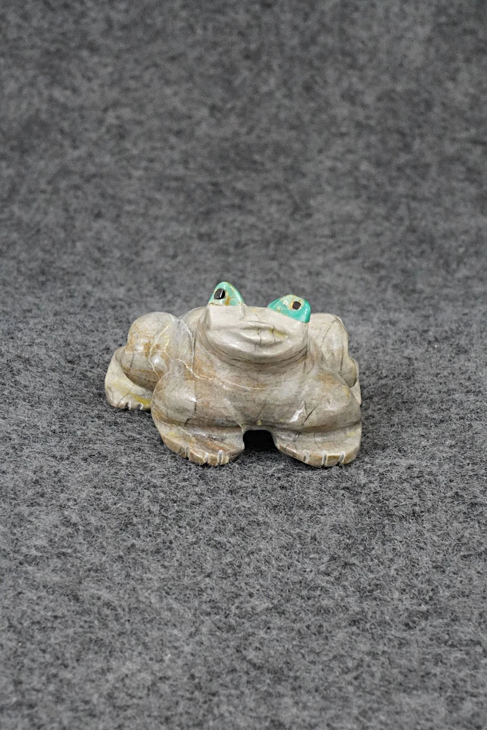 Frog Zuni Fetish Carving - Freddie Leekya