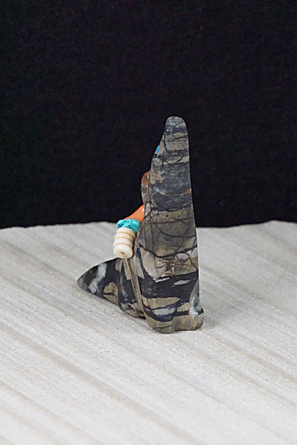 Coyote Zuni Fetish Carving - Donovan Laiwakete