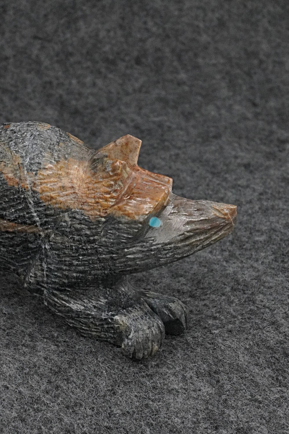 Fox Zuni Fetish Carving - Tony Mackel