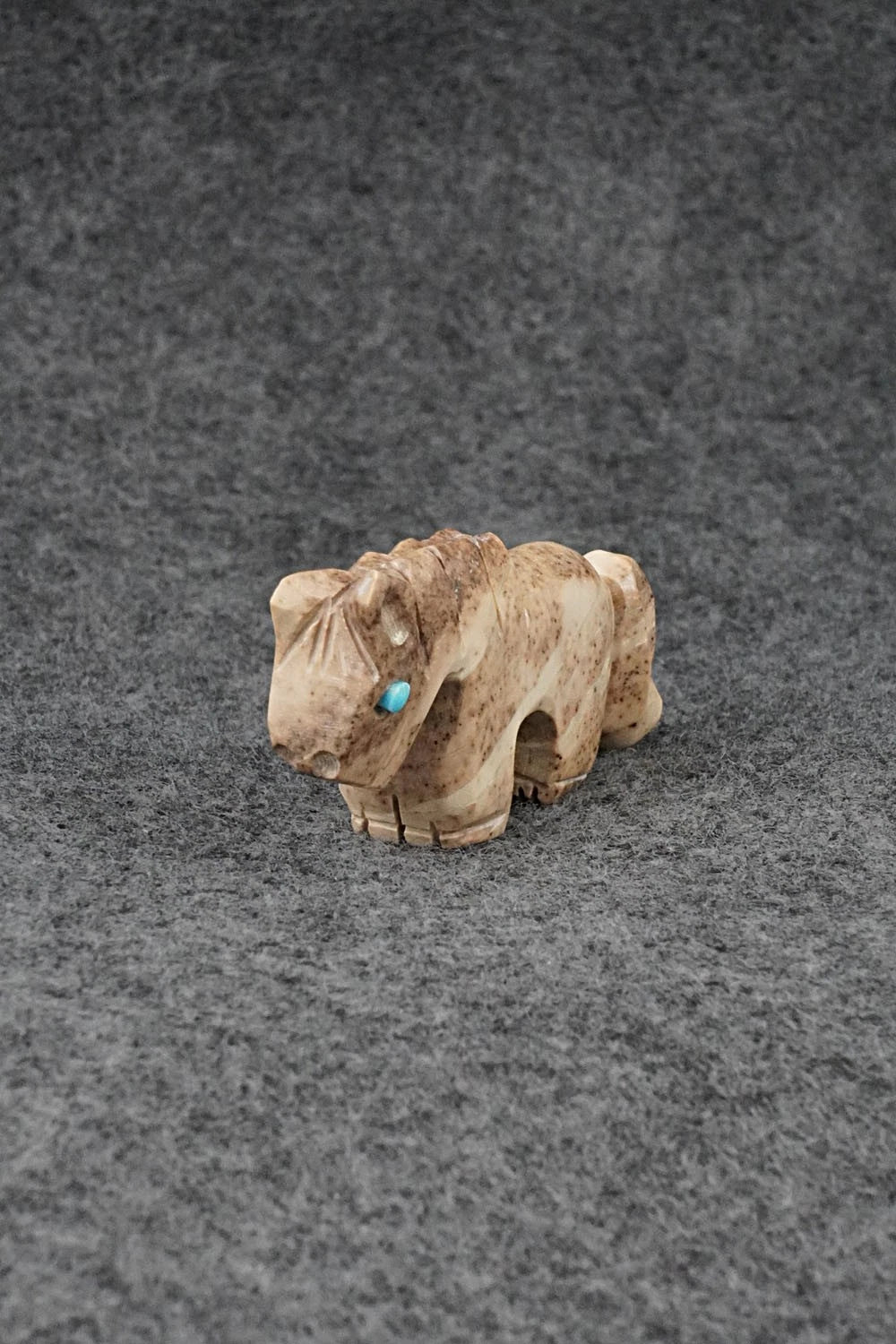 Horse Zuni Fetish Carving - Dannette Laate