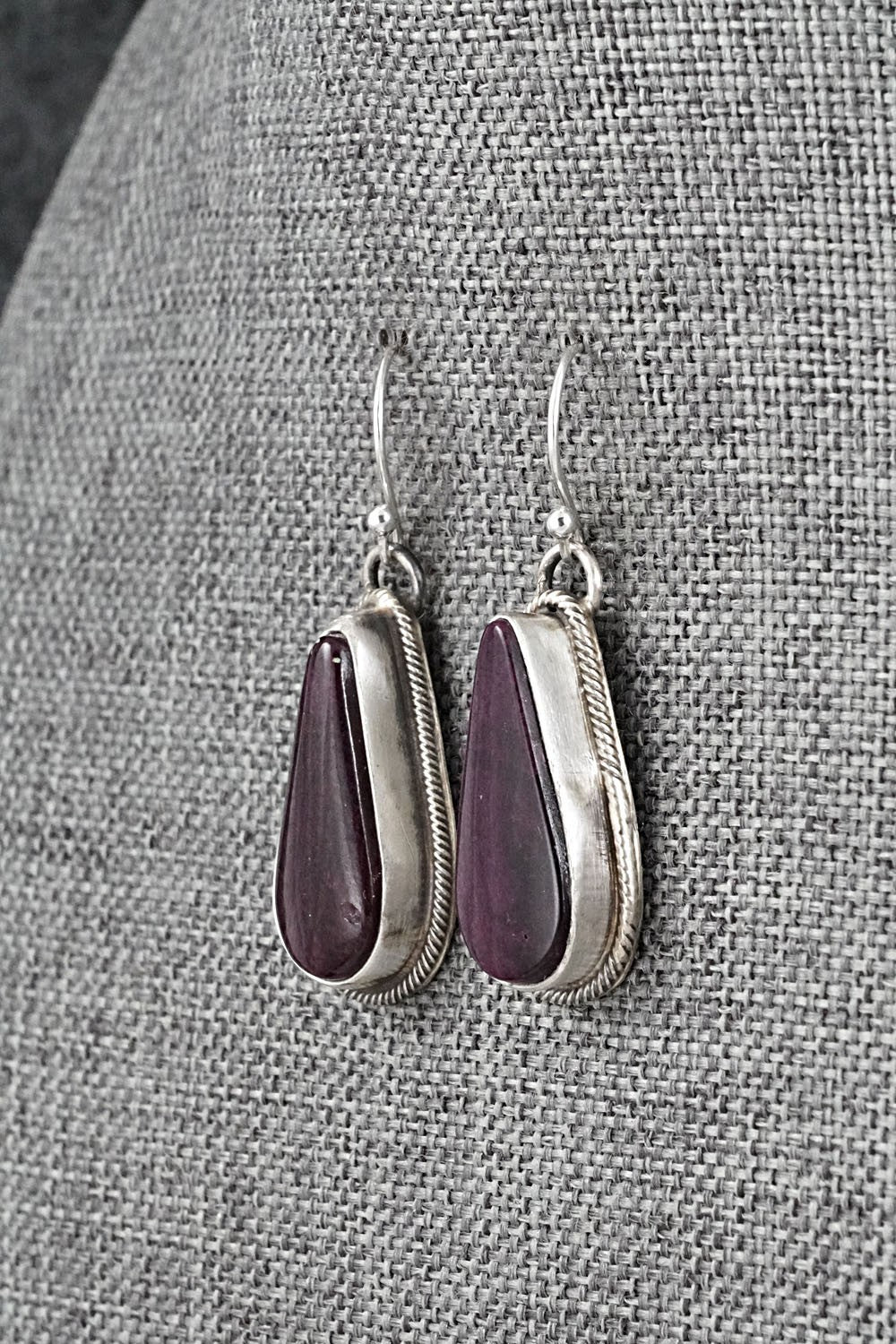 Spiny Oyster & Sterling Silver Squash Blossom Set - Kathleen Livingston