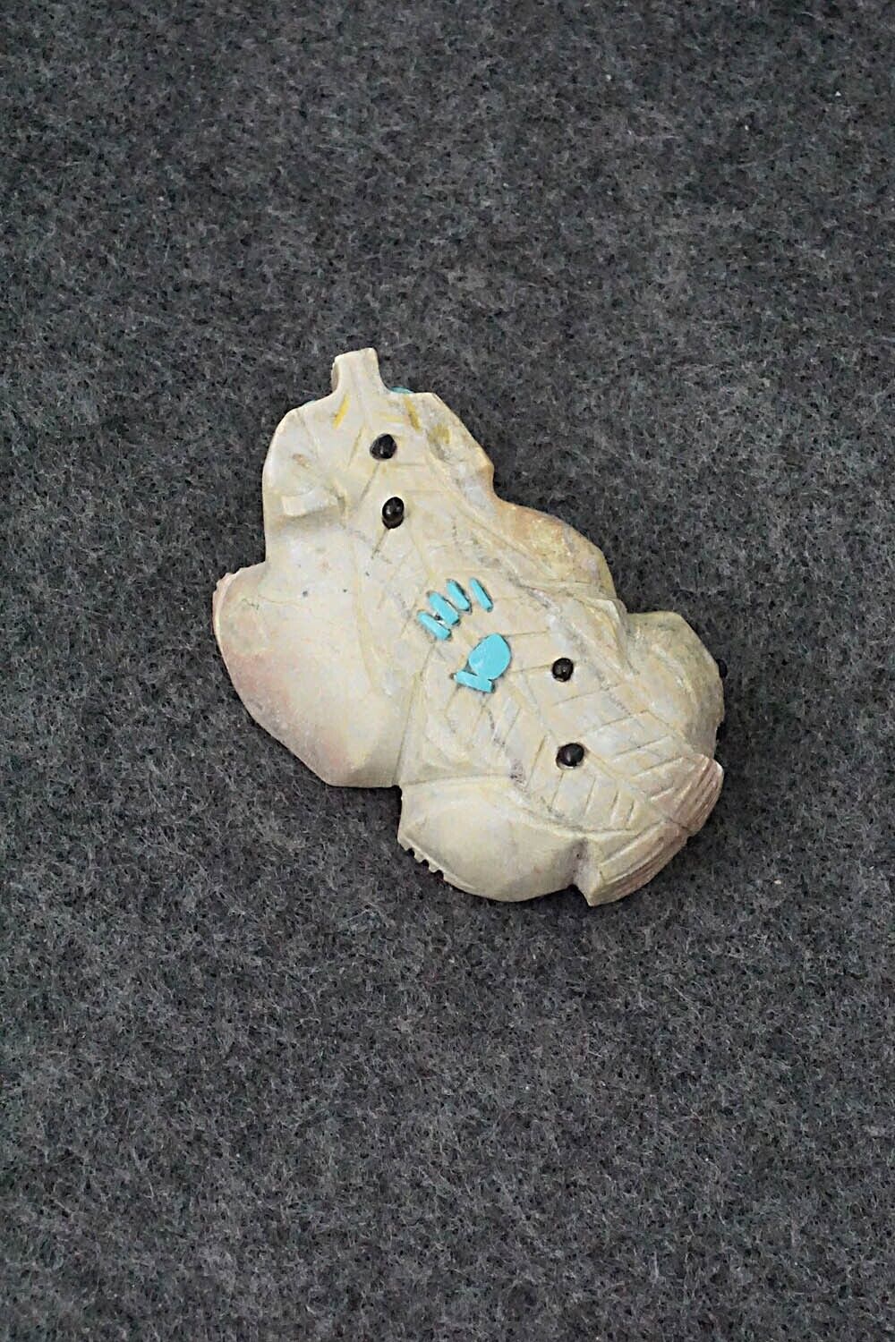 Badger Zuni Fetish Carving - Danette Laate