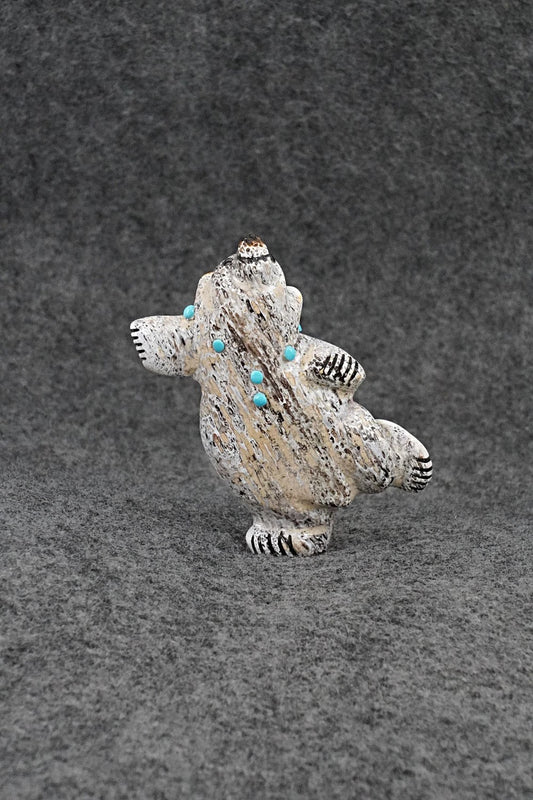 Bear Zuni Fetish Carving - Claudia Peina