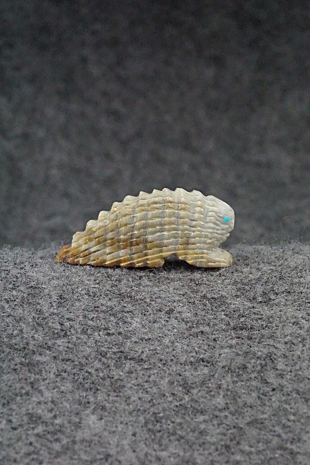 Porcupine Zuni Fetish Carving - Todd Lowsayatee