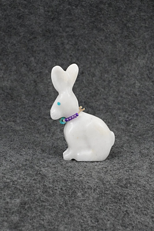 Jack Rabbit Zuni Fetish Carving - Andres Lementino