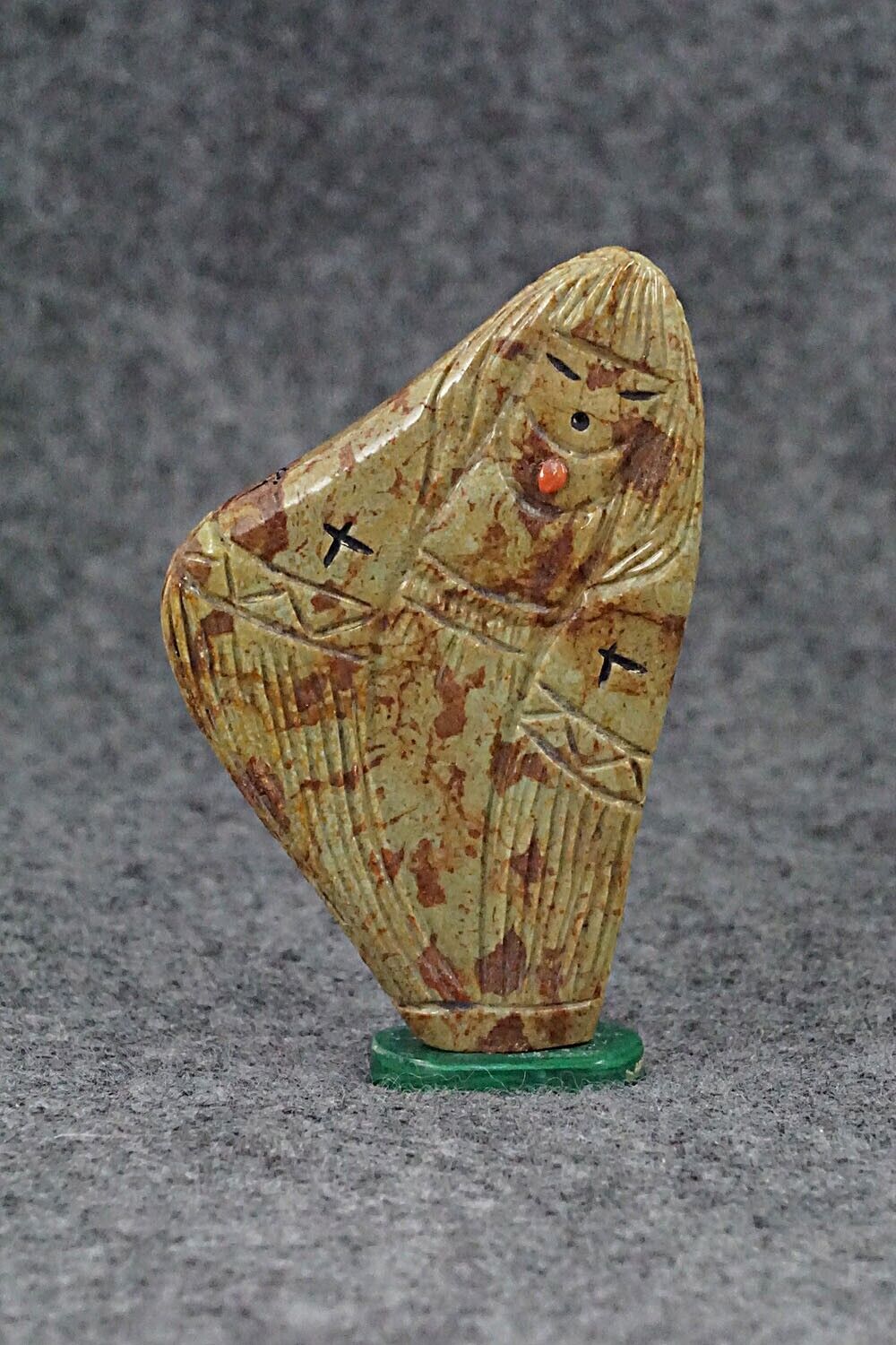 Corn Maiden Zuni Fetish Carving - Sandra Quandelacy