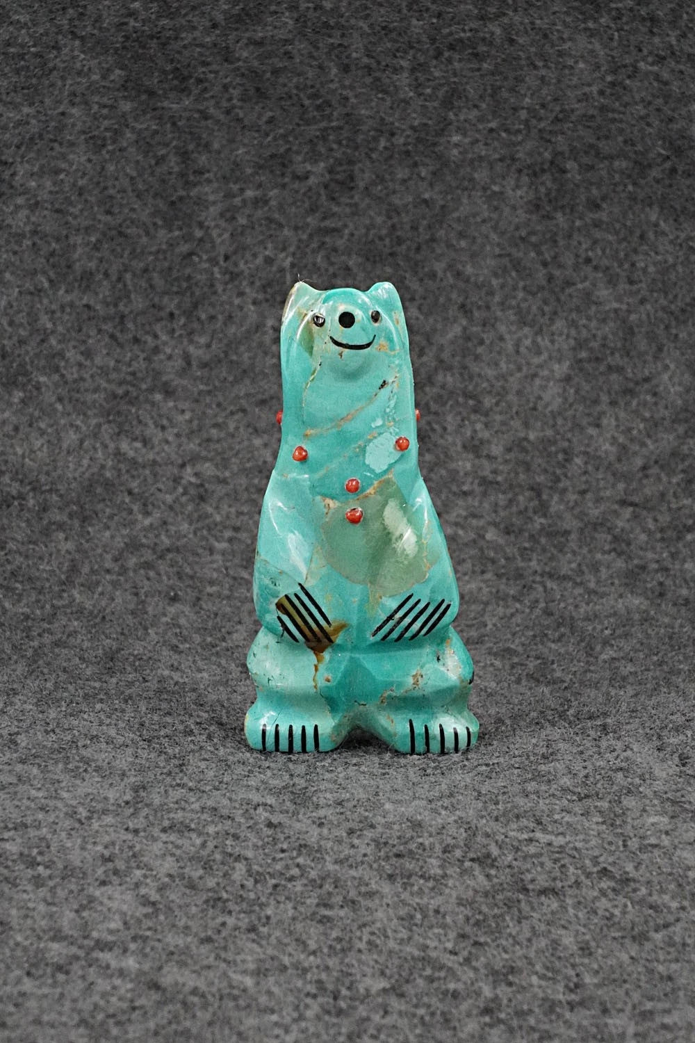 Bear Zuni Fetish Carving - Claudia Peina