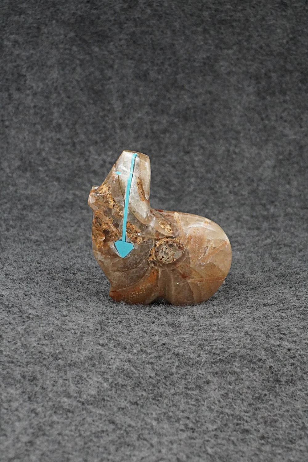 Bear Zuni Fetish Carving - Kenric Laiwekete