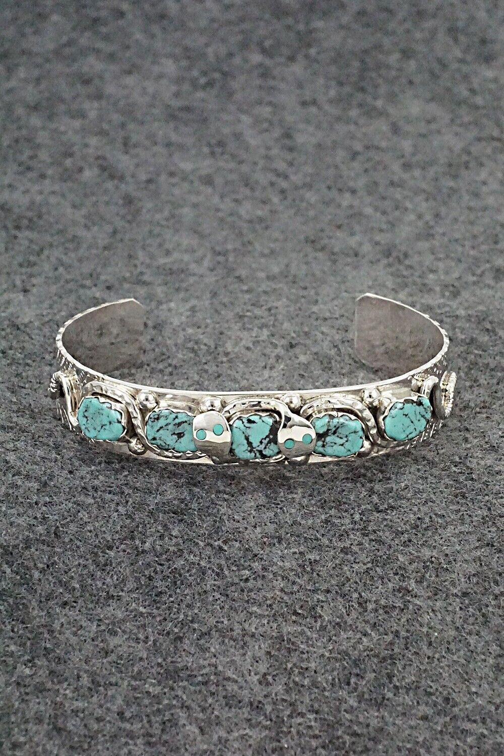 Turquoise & Sterling Silver Bracelet - Joy Calavaza