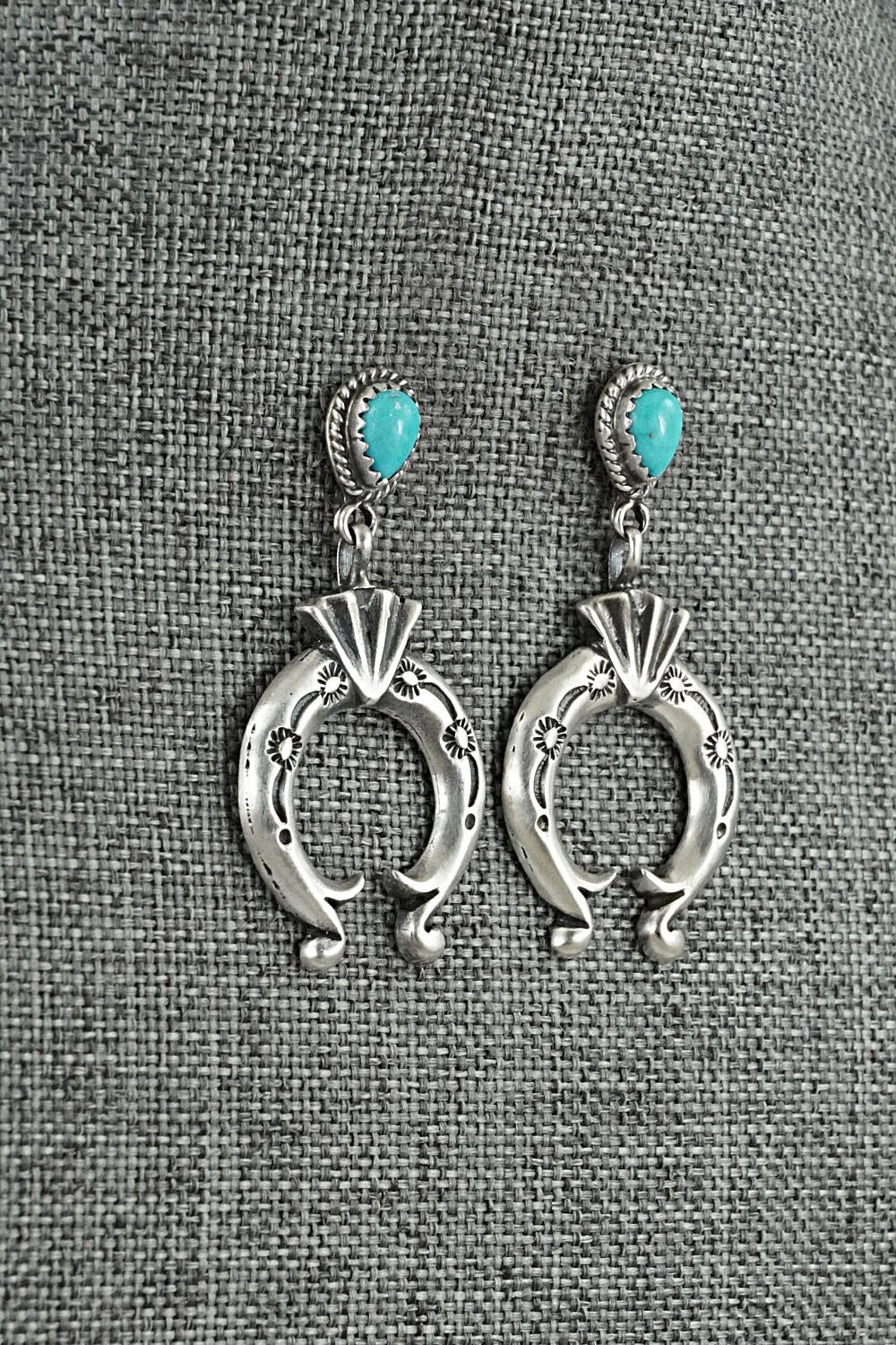 Turquoise & Sterling Silver Earrings - Verley Betone